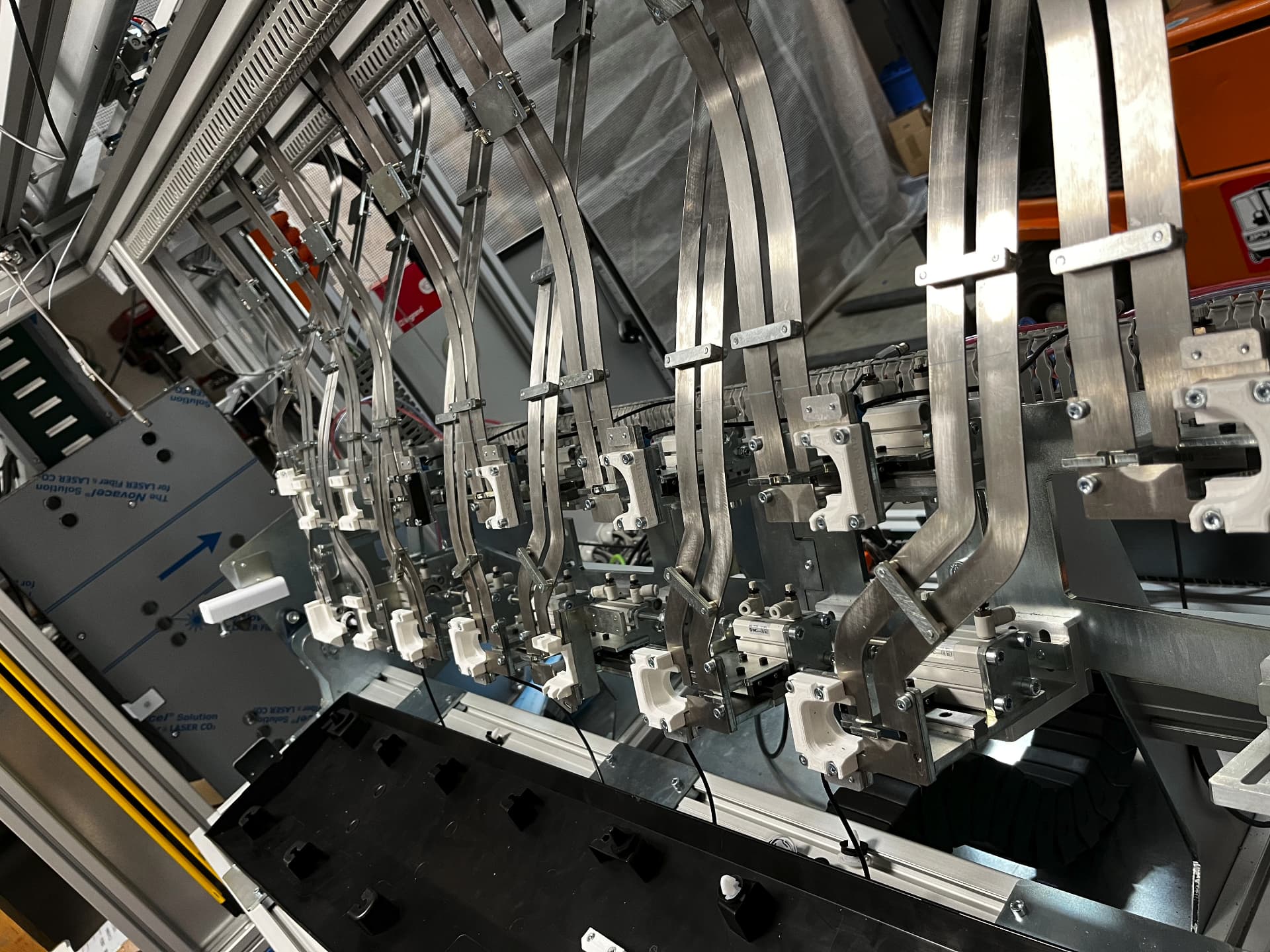 Machine spéciale d'assemblage robotisée Technovatis